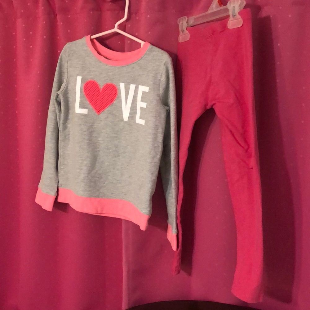 Sweater and legging combo.